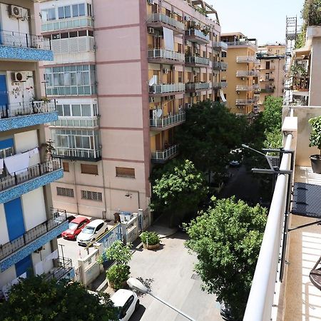 Apartamento La Casa Del Maggiore, Tra Mare E Centro Palermo Exterior foto